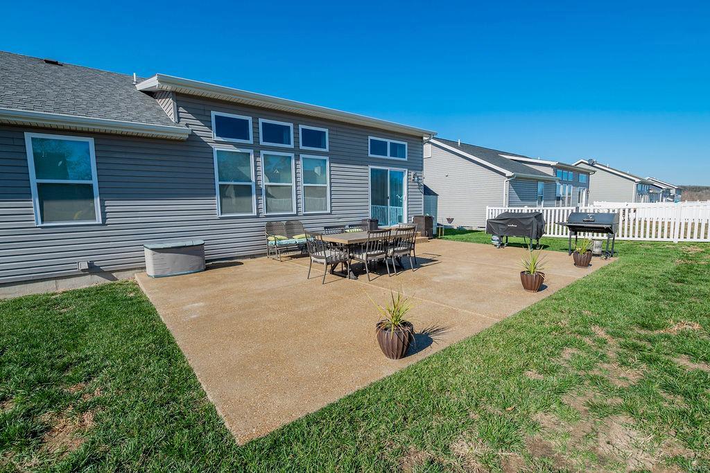 Palisades Village 2 - Residential