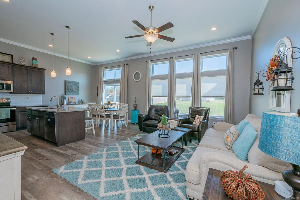 Palisades Village 2 - Residential