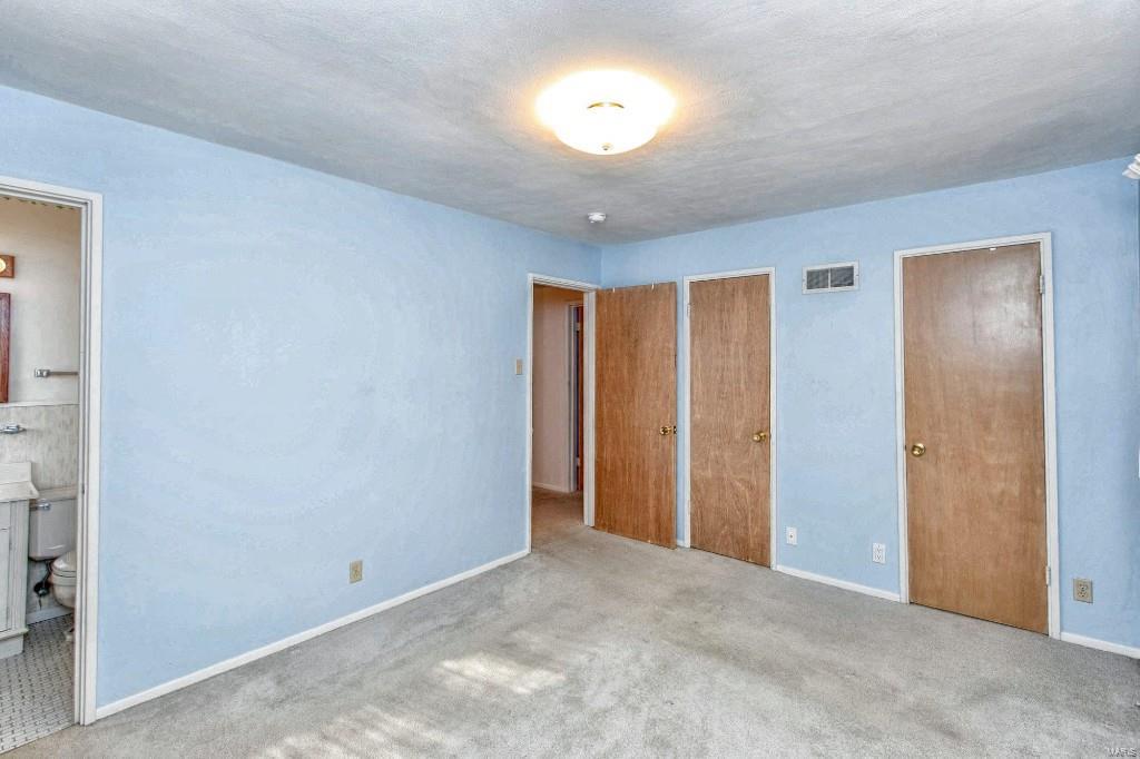 Larry Del Courts - Residential