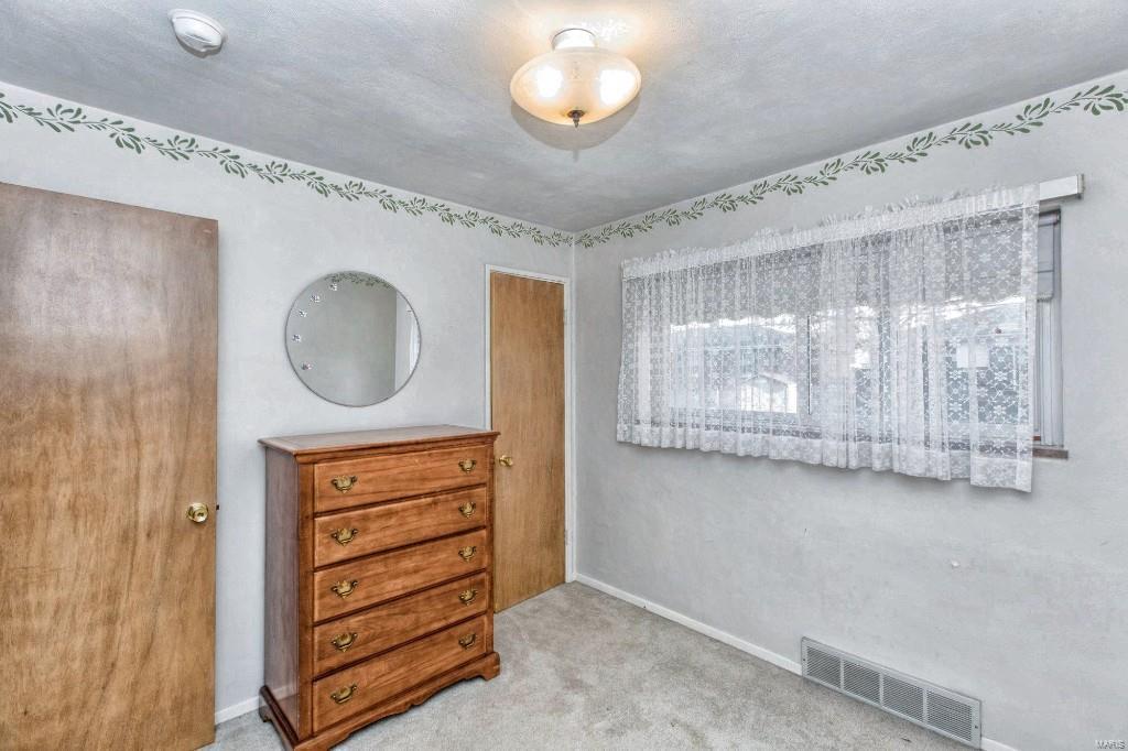 Larry Del Courts - Residential