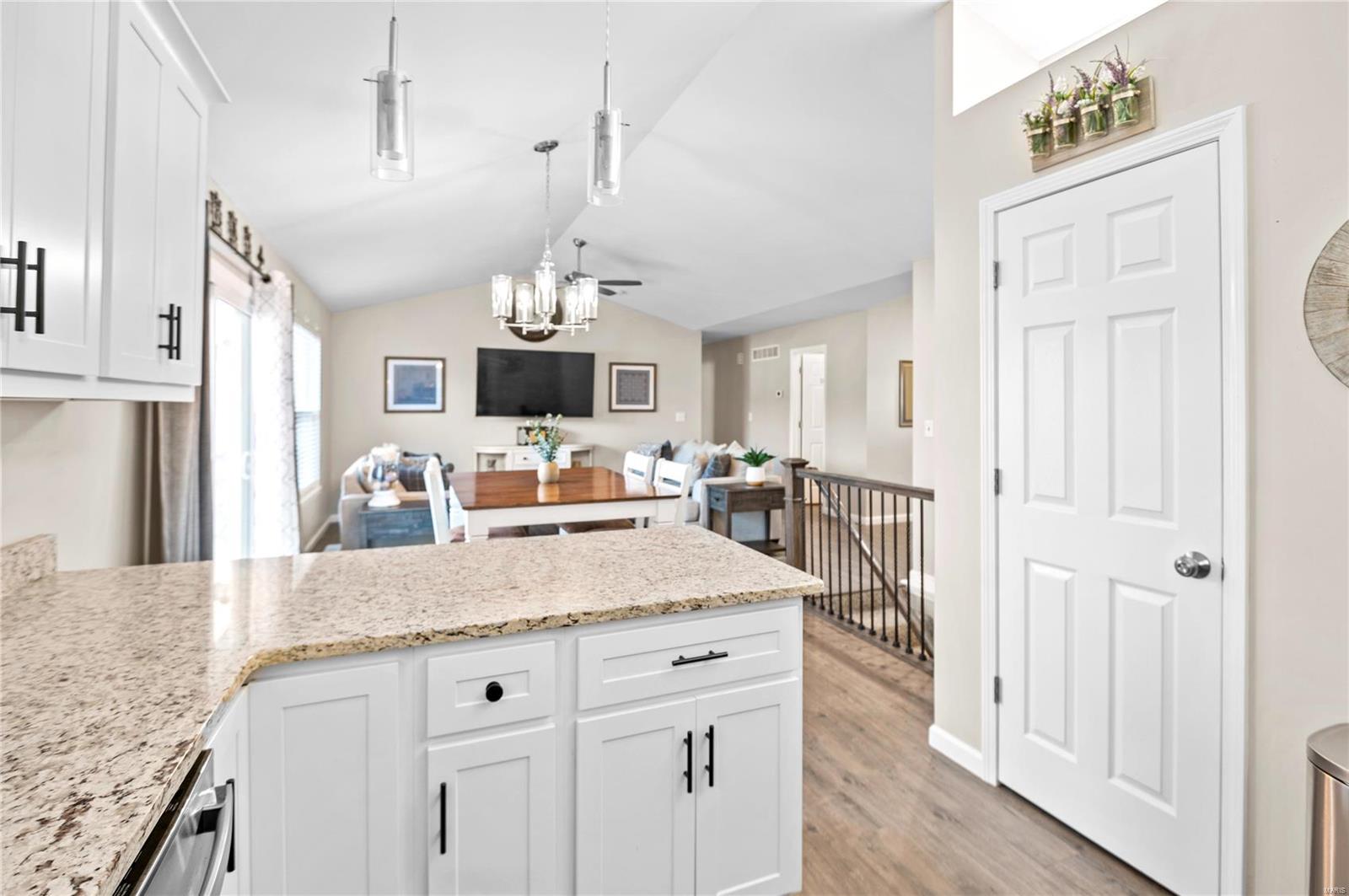 O'Fallon, Missouri 63366, United States, 3 Bedrooms Bedrooms, ,2 BathroomsBathrooms,Residential,Pending,6070