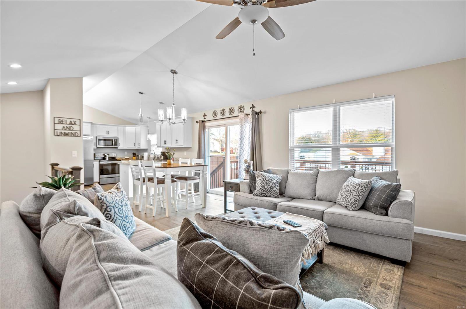 O'Fallon, Missouri 63366, United States, 3 Bedrooms Bedrooms, ,2 BathroomsBathrooms,Residential,Pending,6070