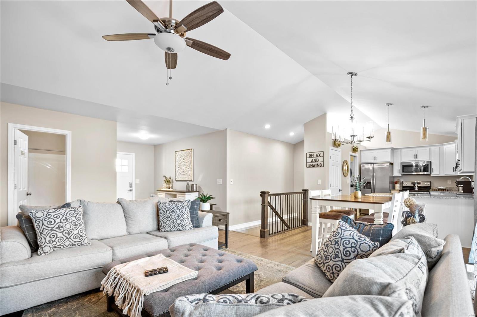 O'Fallon, Missouri 63366, United States, 3 Bedrooms Bedrooms, ,2 BathroomsBathrooms,Residential,Pending,6070