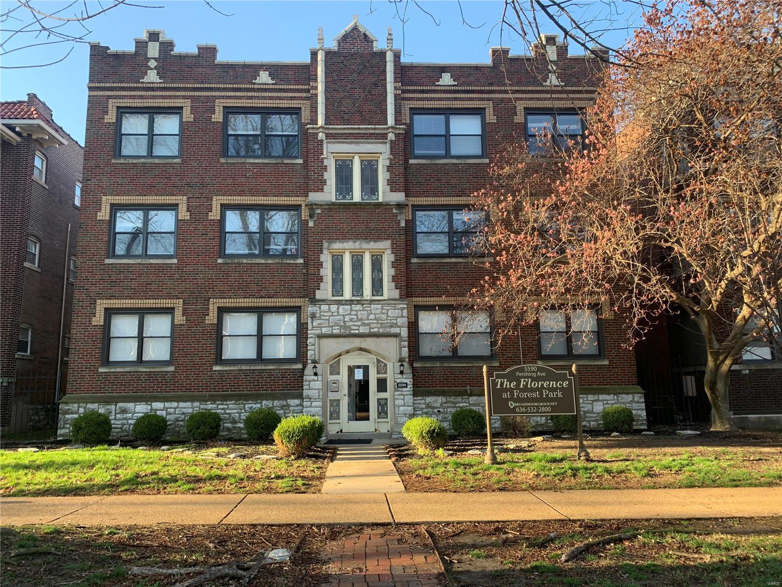 Pershing Ave - Residential Income