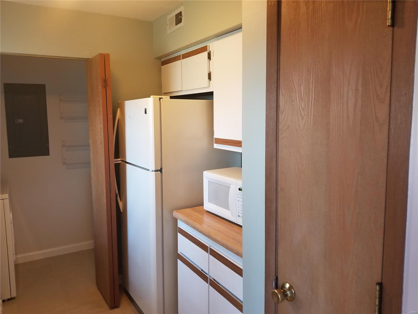 Ashton Place Condo - Residential