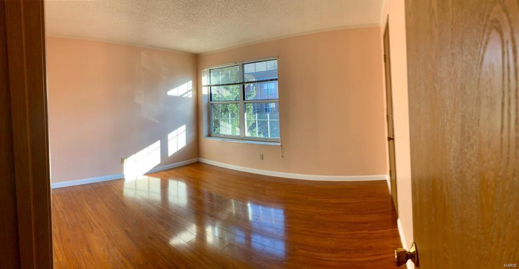 Ashton Place Condo - Residential