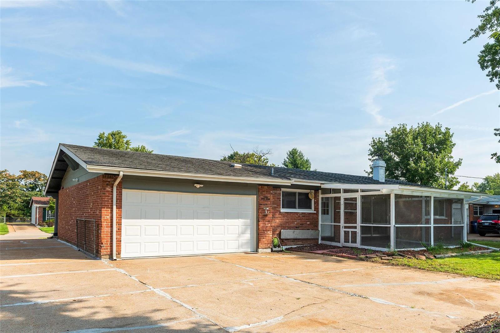 Paddock Meadows 6 - Residential