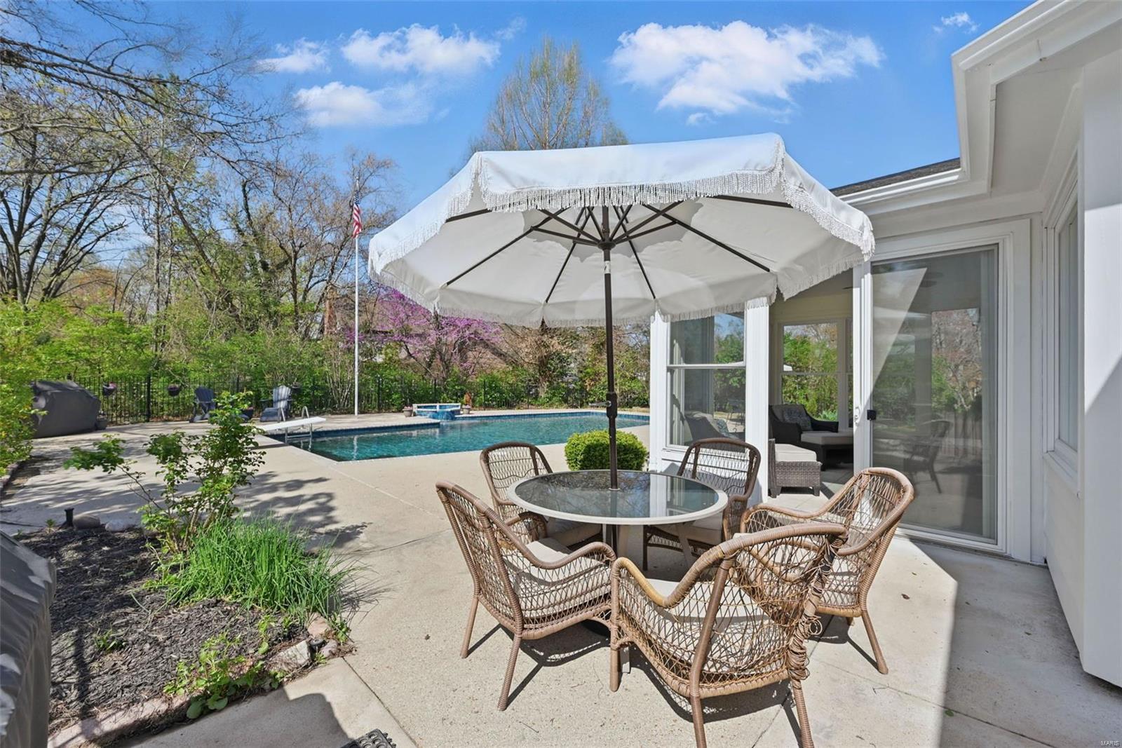 Karrvilla West - Residential