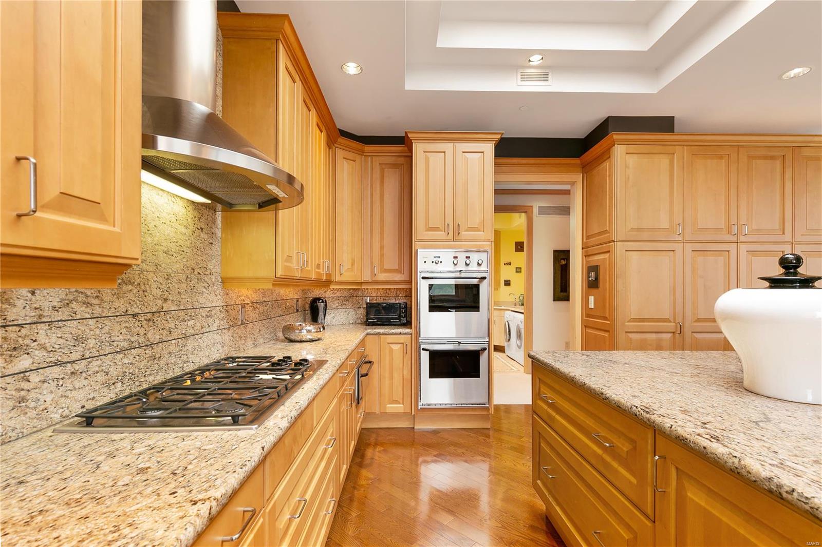 Residence At 800 S Hanley A Condo - Residential