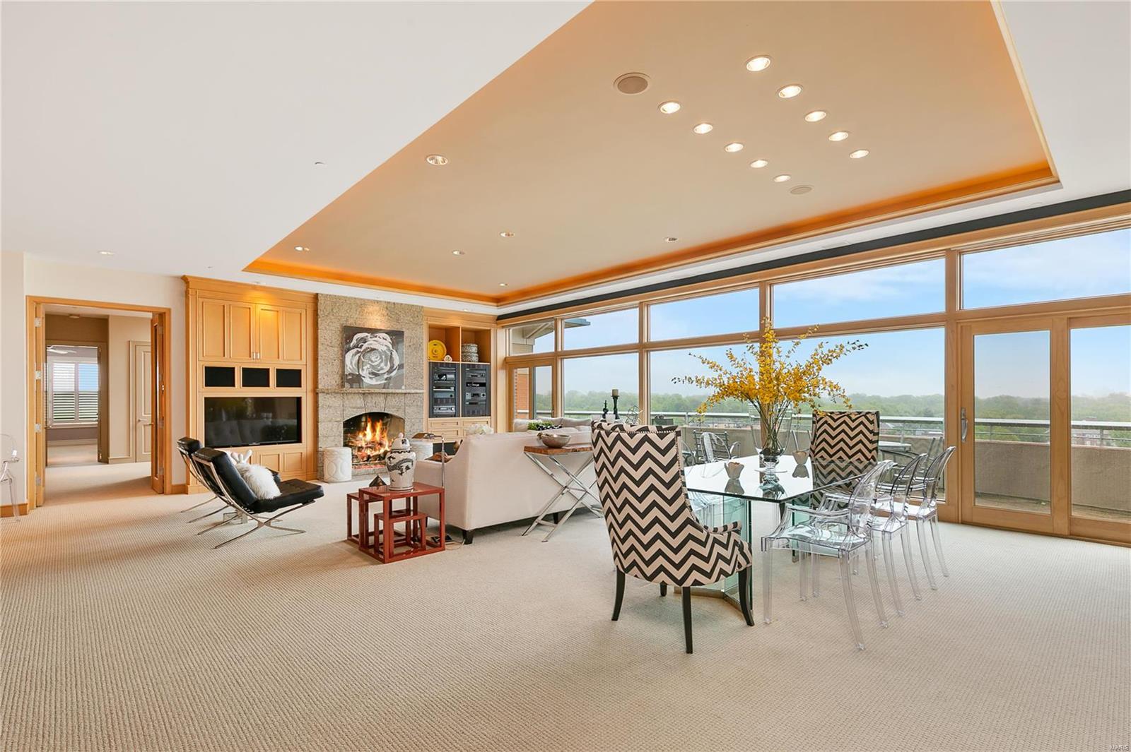 Residence At 800 S Hanley A Condo - Residential