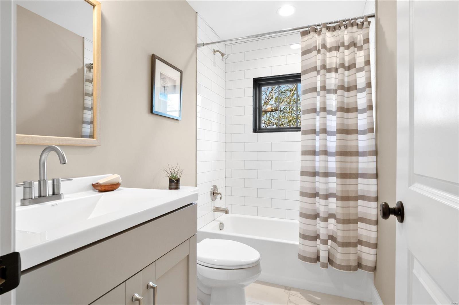 Treebrook Lane - Residential