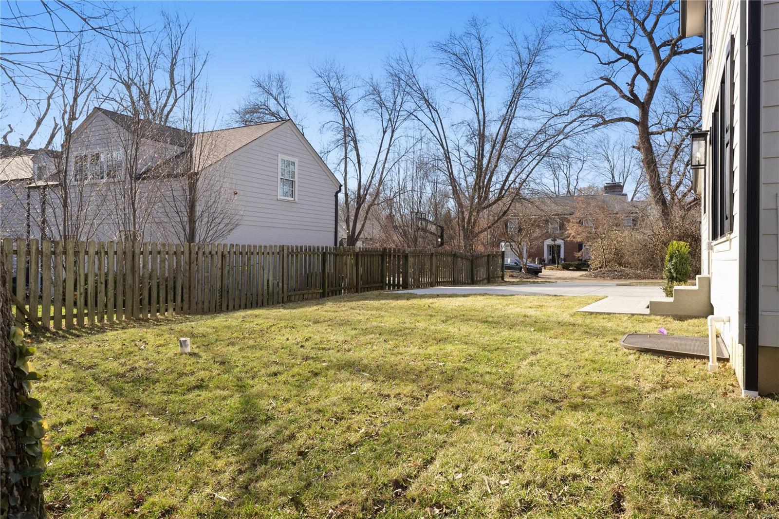 Treebrook Lane - Residential
