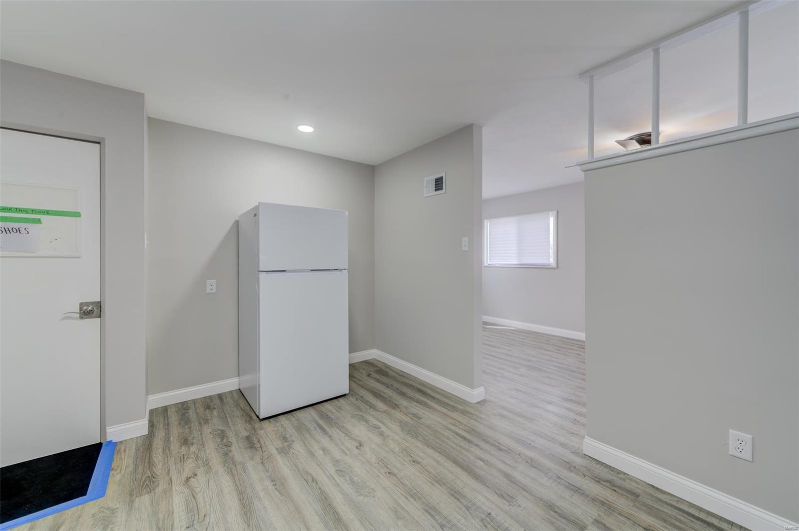 St Louis, Missouri 63136, United States, 2 Bedrooms Bedrooms, ,1 BathroomBathrooms,Residential,Pending,101036