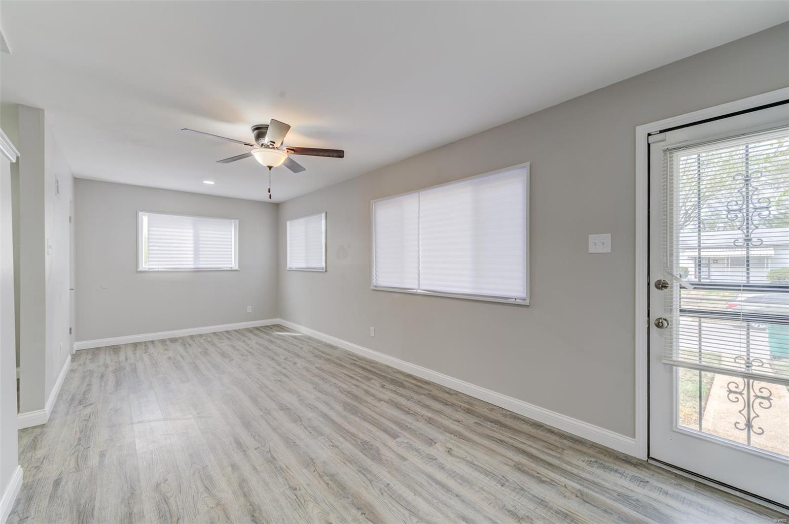 St Louis, Missouri 63136, United States, 2 Bedrooms Bedrooms, ,1 BathroomBathrooms,Residential,Pending,101036