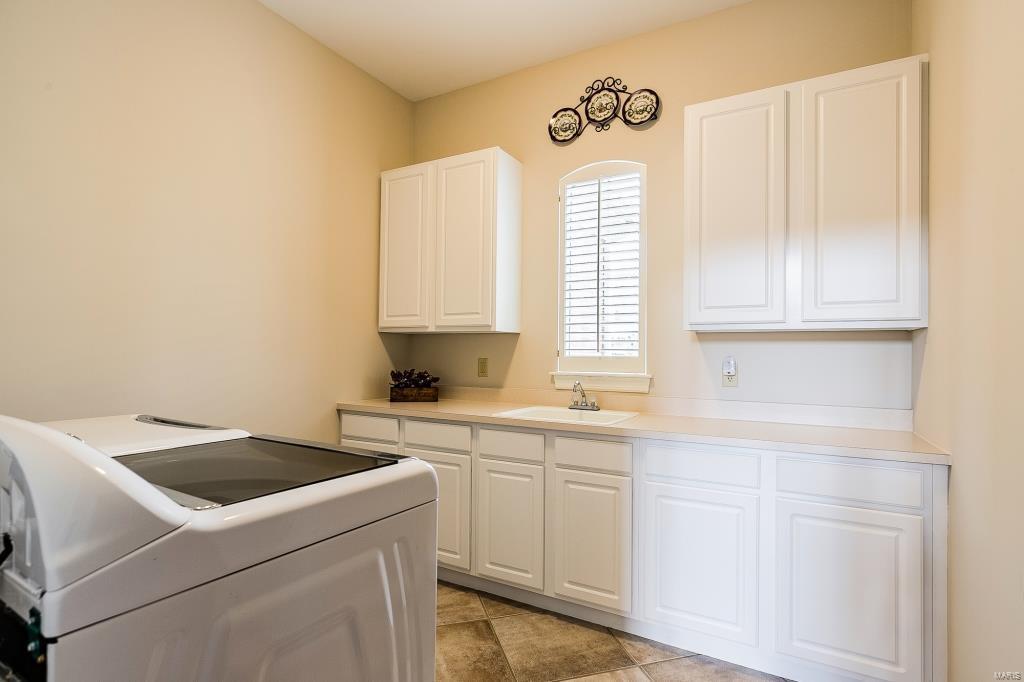 Three Sisters Farm - Residential