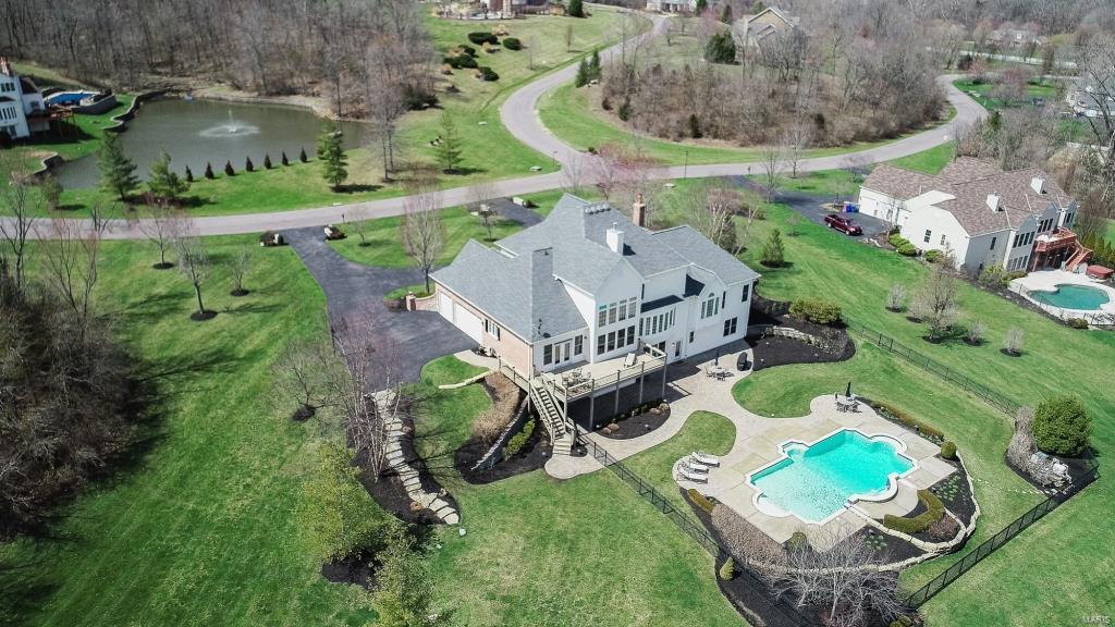 Three Sisters Farm - Residential