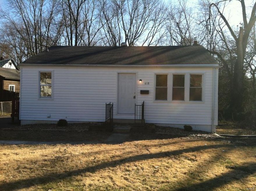 Selling as a bulk sale.  12 properties.  10024 Lakemoor 63136-MLS 22040523, 464 Chapel Ridge 63042-MLS 22042313, 618 Wesley 63135-MLS 22040876, 6134 Avila 63134-MLS 22040882, 743 Shepley 63137-MLS 22040889, 
10027 Lilac 63137-MLS 22040909, 1214 Maple 63138-MLS 22041245, 235 Flora 63135-MLS 22042234,
3410 McKibbon 63114-MLS 22042239, 2457 Shannonaire 63136-MLS 22042248, 7042 Roslyn 63136-MLS 22042281
9700 Dennis 63136-MLS 22042299 Each property selling for average price of  $75000

Supplement contains the lease dates and rent monthly for the properties.  All properties with the exception of 6134 Avila and 3410 Mckibbon with leases, recently had St John inspection.  Also tenant with HASLC voucher will move in in the next 30 days.  Seller not looking to break up the properties as individual sales.
Please do not disturb the tenants.  Vacant properties 6134 Avila and 3410 Mckibbon currently have combo lock boxes on them should  you like to schedule a showing.