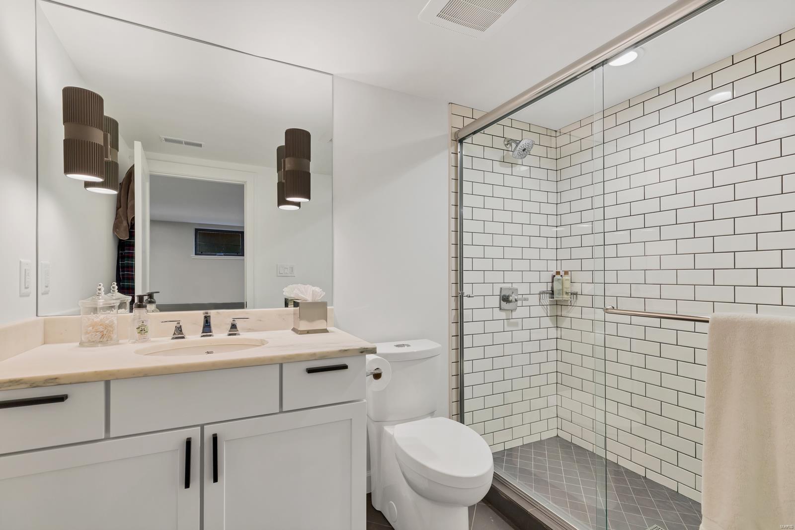 Davis Place - Residential