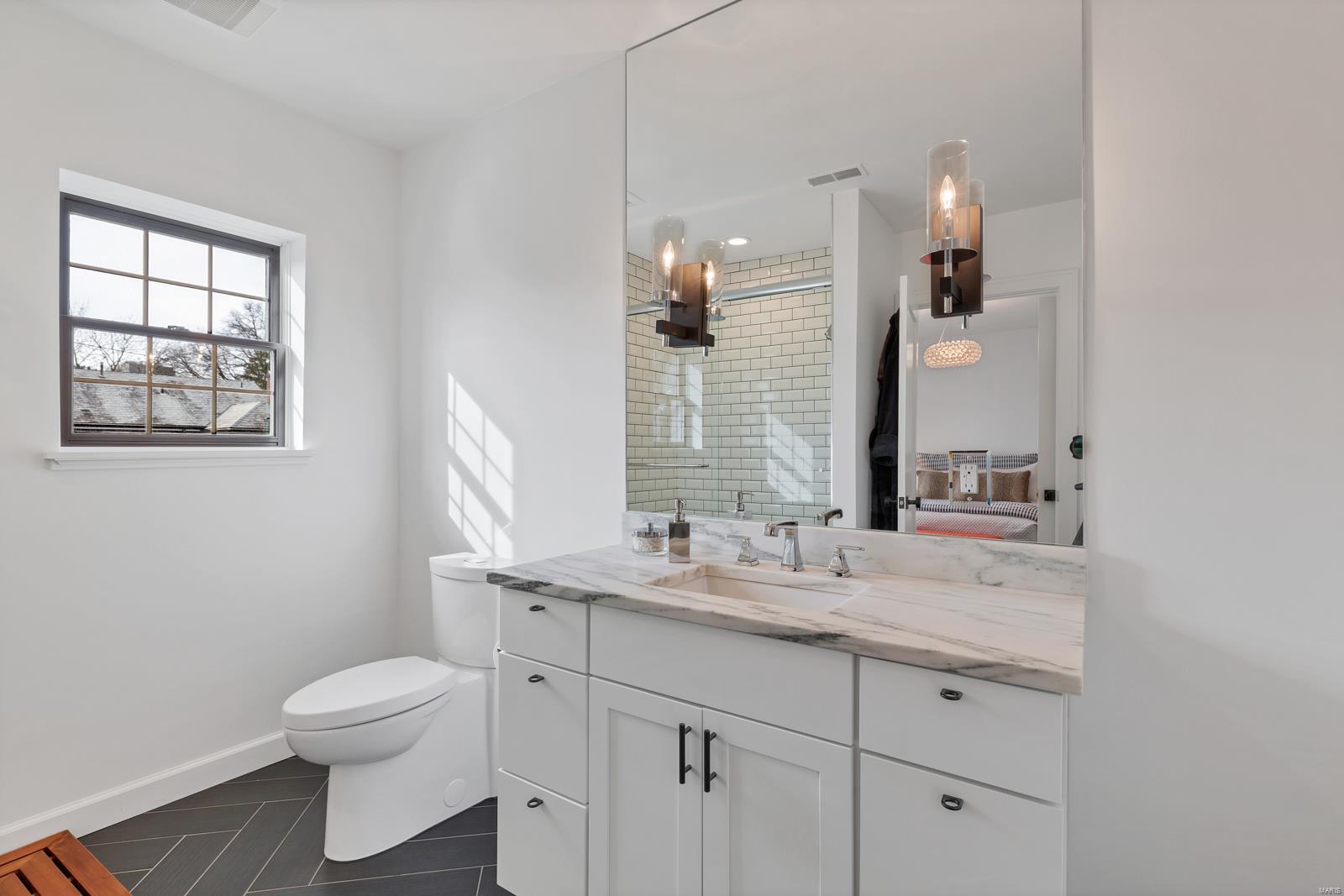 Davis Place - Residential