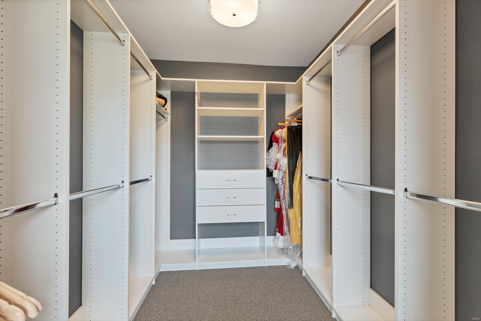 Davis Place - Residential