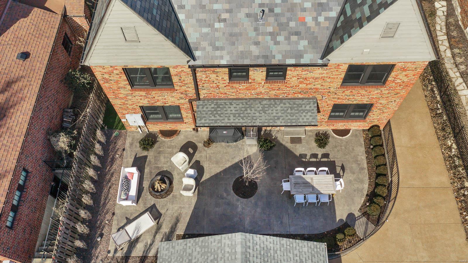 Davis Place - Residential