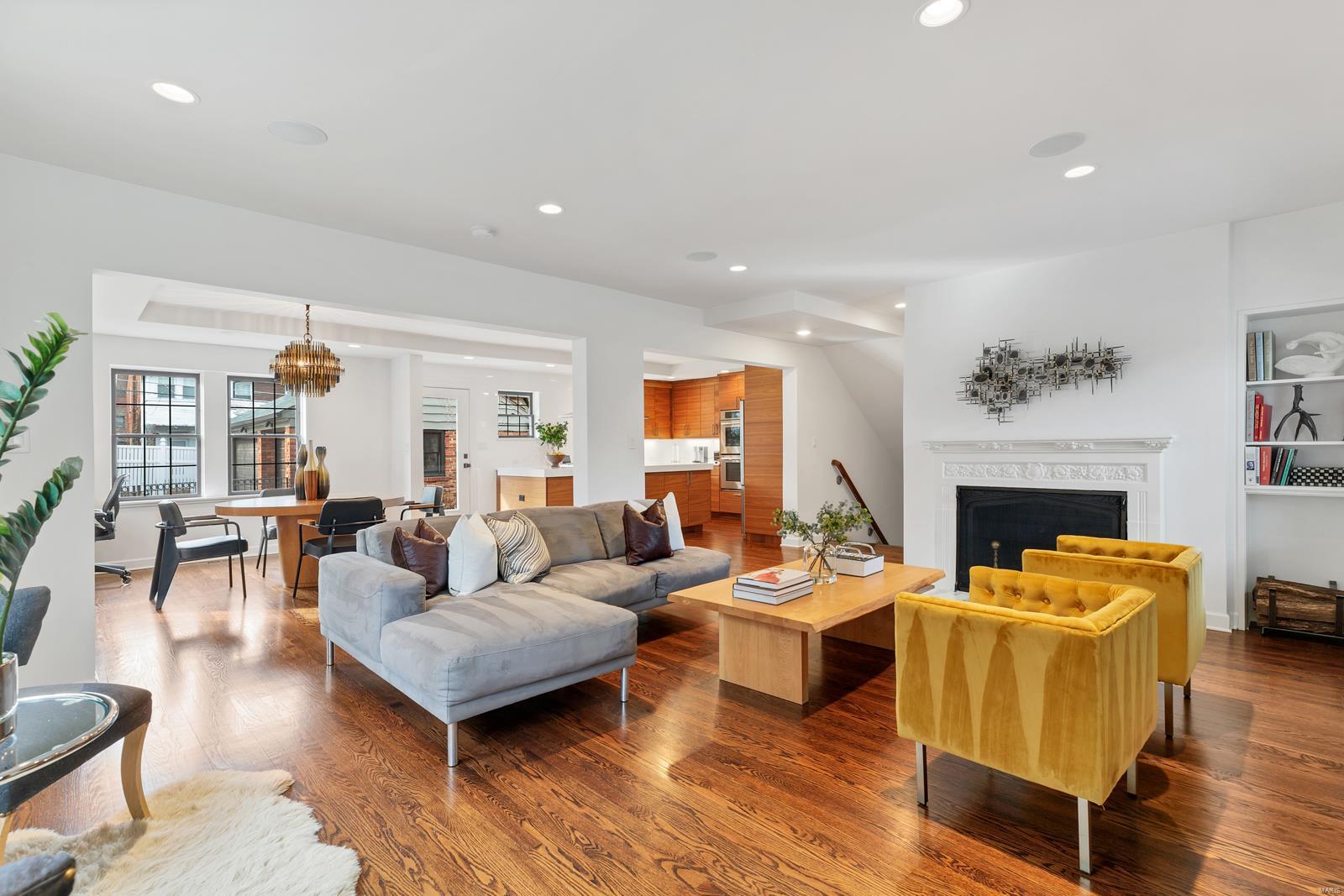 Davis Place - Residential