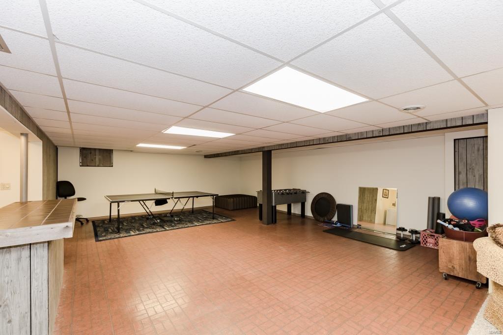 Maison Manor - Residential