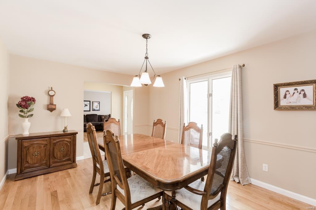 Maison Manor - Residential