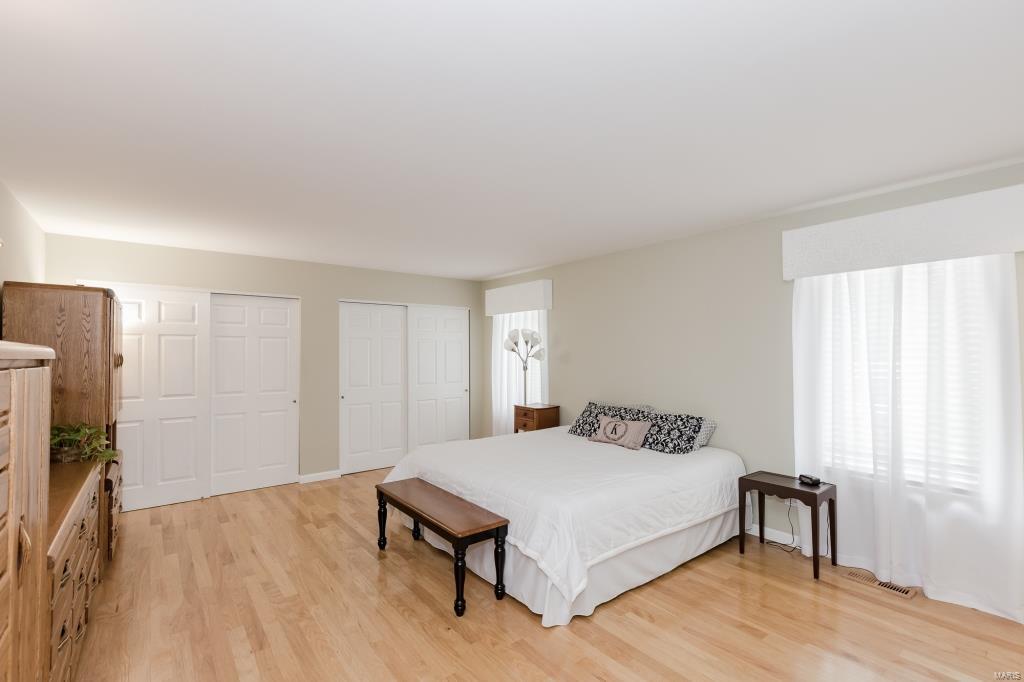 Maison Manor - Residential