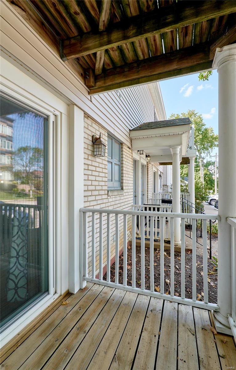 Brentwood Forest Condo Ph Eight - Residential