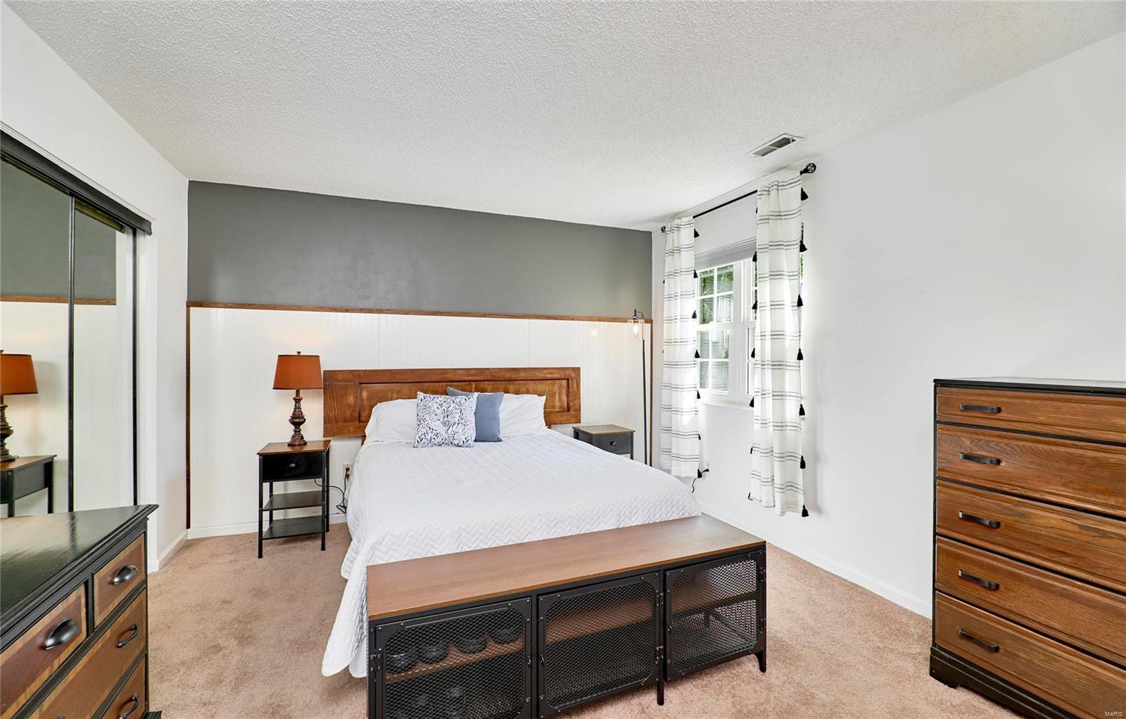 Brentwood Forest Condo Ph Eight - Residential