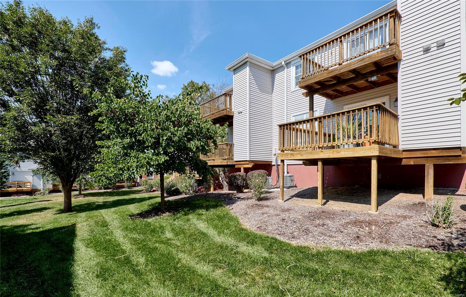 Brentwood Forest Condo Ph Eight - Residential