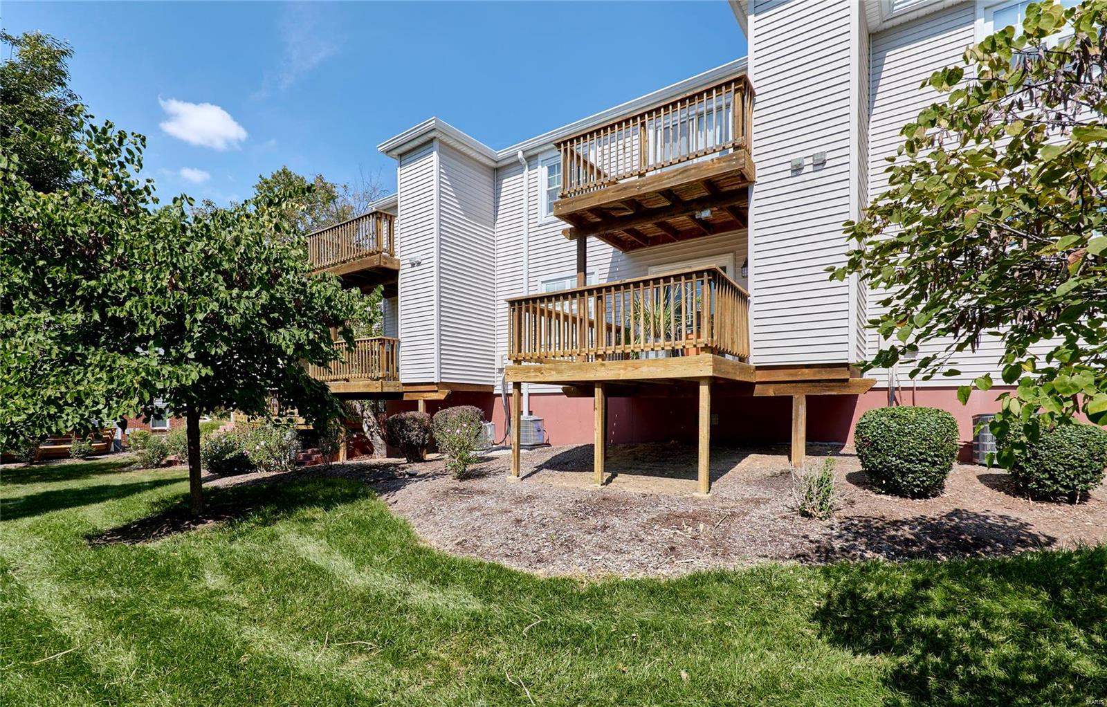 Brentwood Forest Condo Ph Eight - Residential