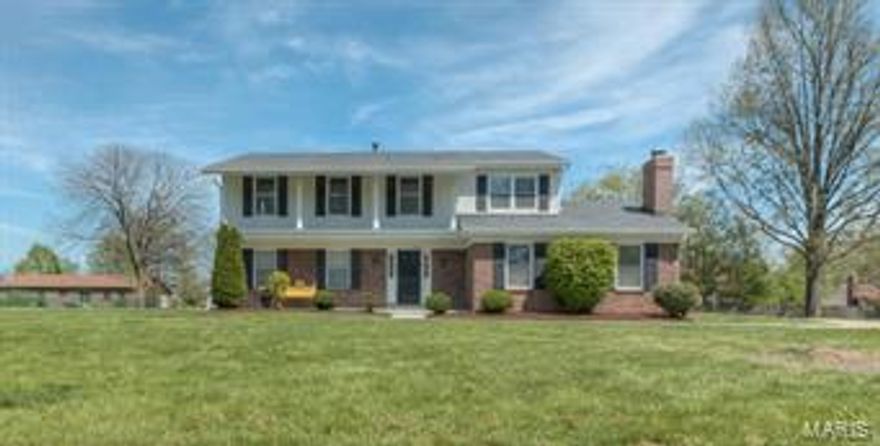 Charming, rehabbed 2 story situated on a private cul-de-sac street, large level lot.  4 acres with mature trees.  Side entry garage, large deck, 4 bedrooms, 2 1/2 baths, new paint, carpet, fixtures, and master bath, etc.  Must see, Will sell fast.

New oversized front porch and sidewalk. New architectural roof and gutters being installed by June 15!!