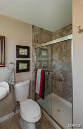 Lafayette Manor - Residential Lease