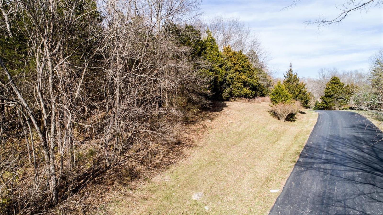 Deer Pointe Estates - Land