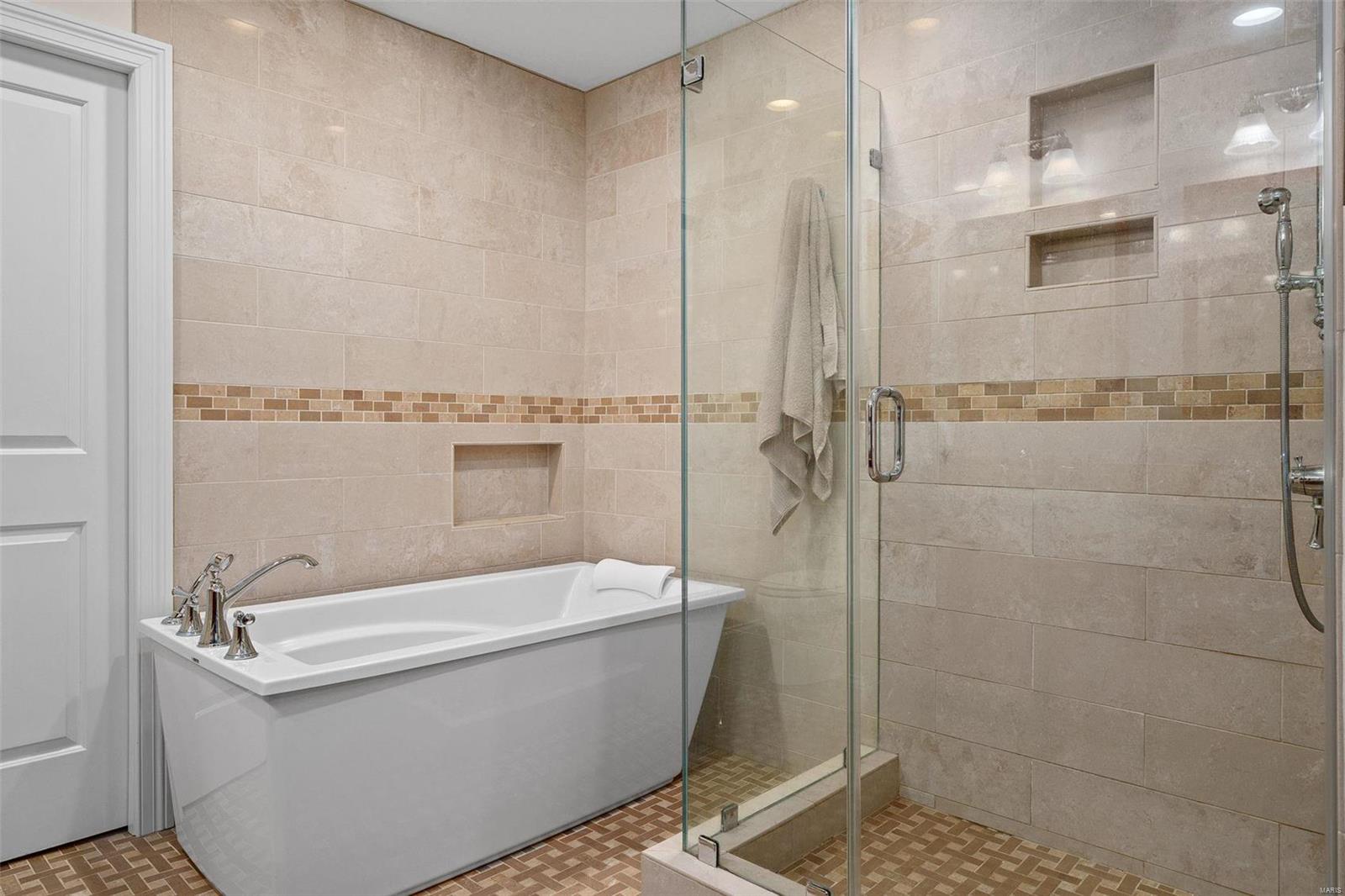 Wydown Forest - Residential