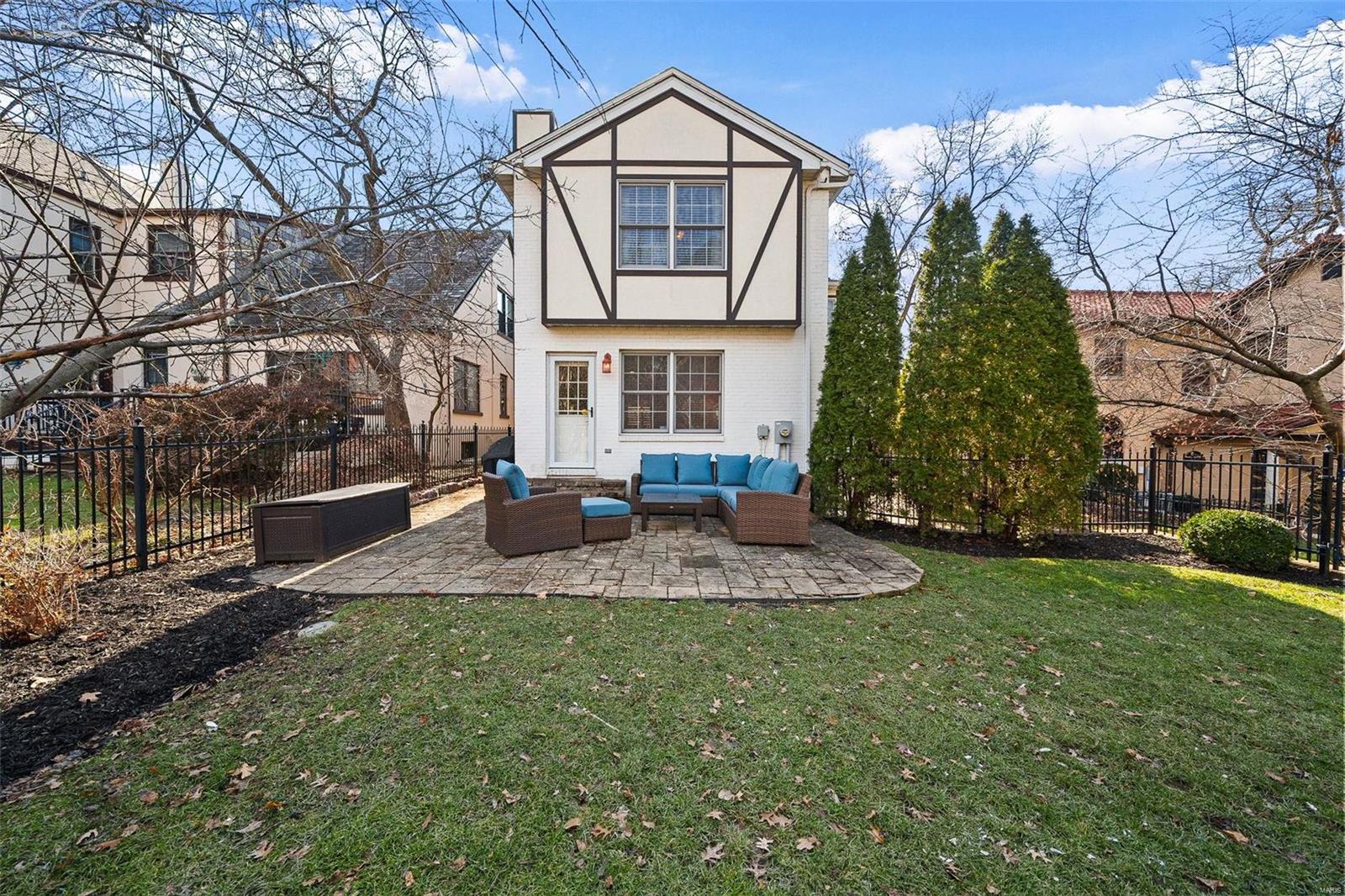 Wydown Forest - Residential