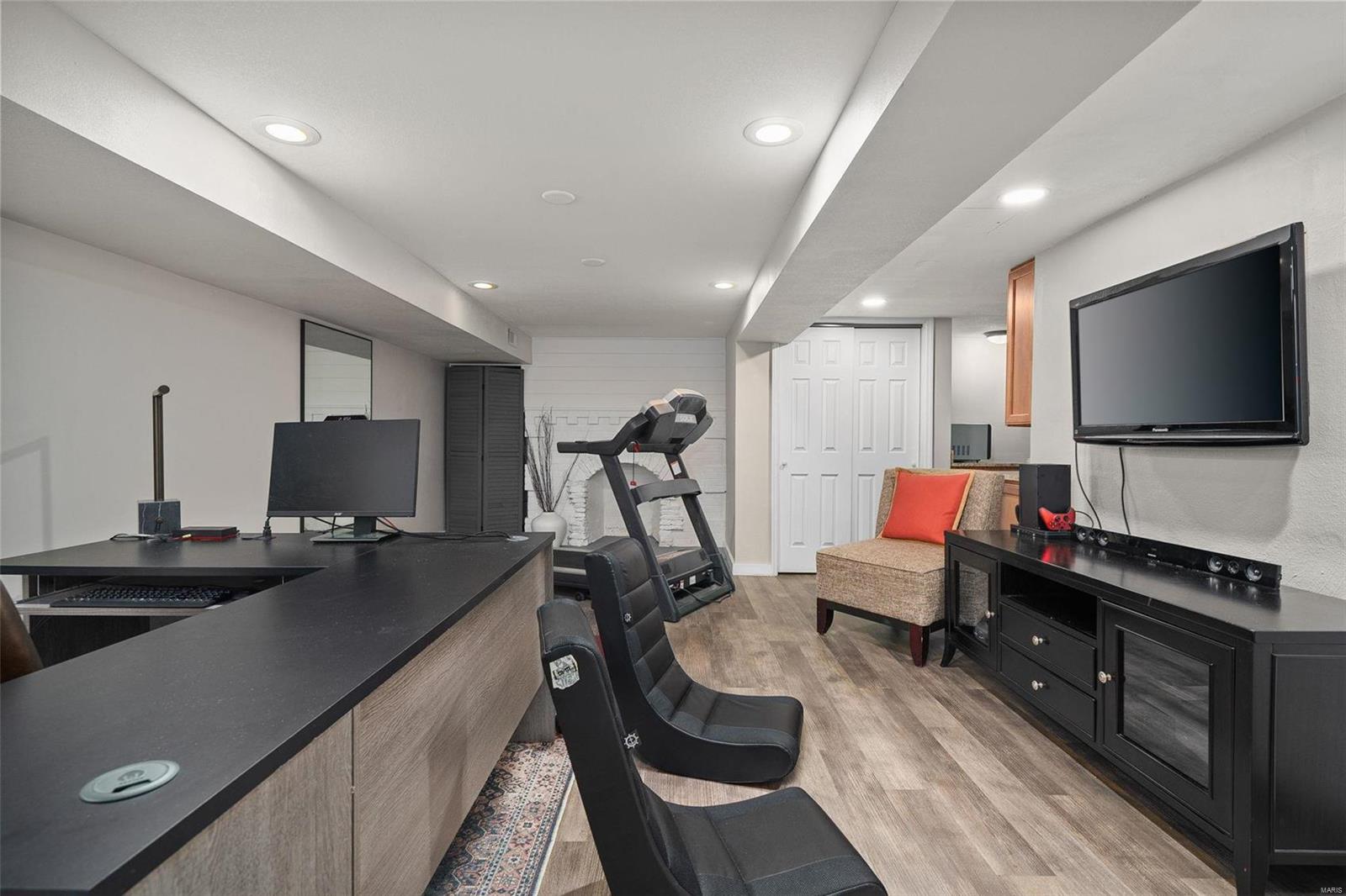 Wydown Forest - Residential