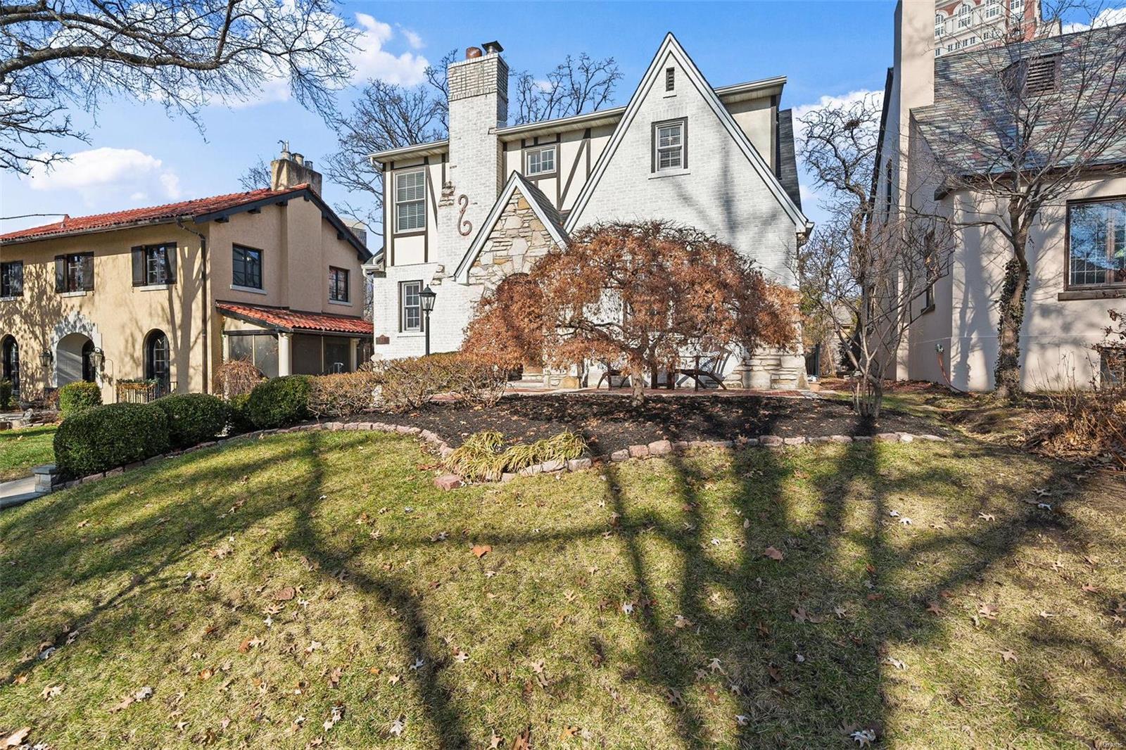 Wydown Forest - Residential