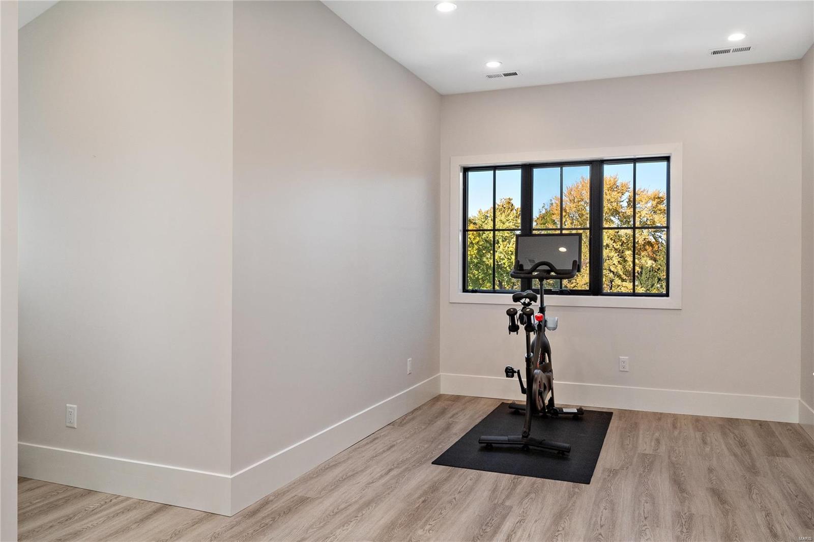 17025070-E89 - Residential