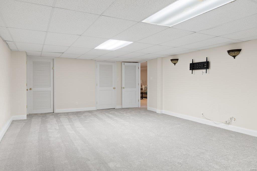 Coach-N-Four - Residential