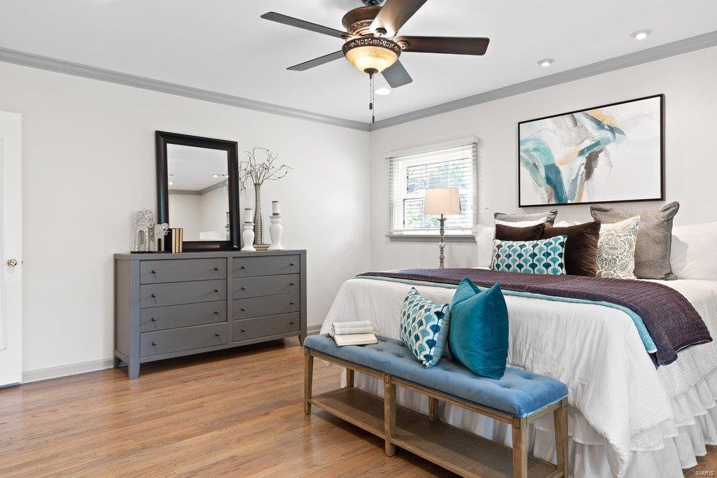 Coach-N-Four - Residential