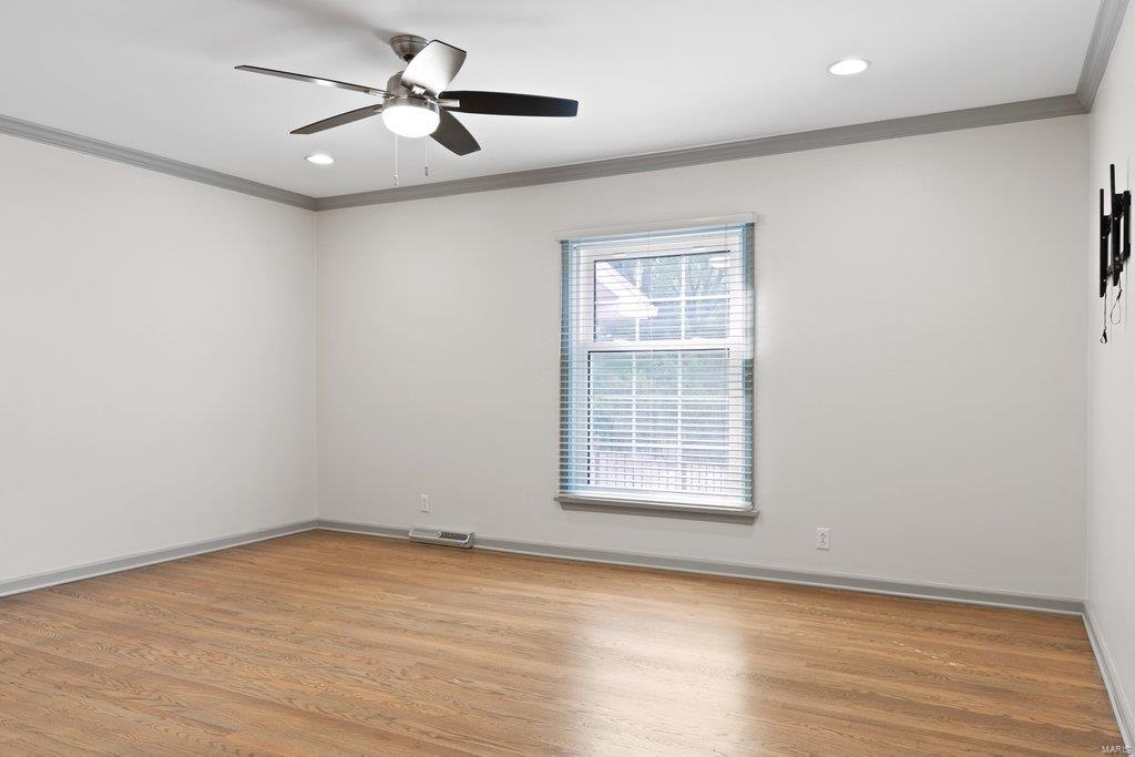 Coach-N-Four - Residential