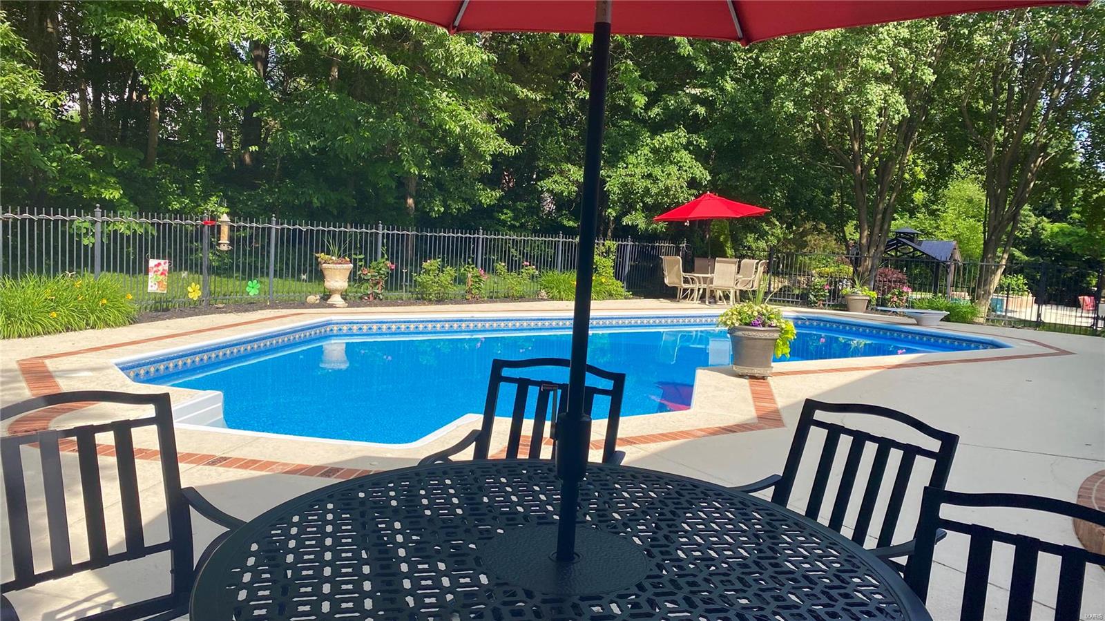 Pine Creek - Residential