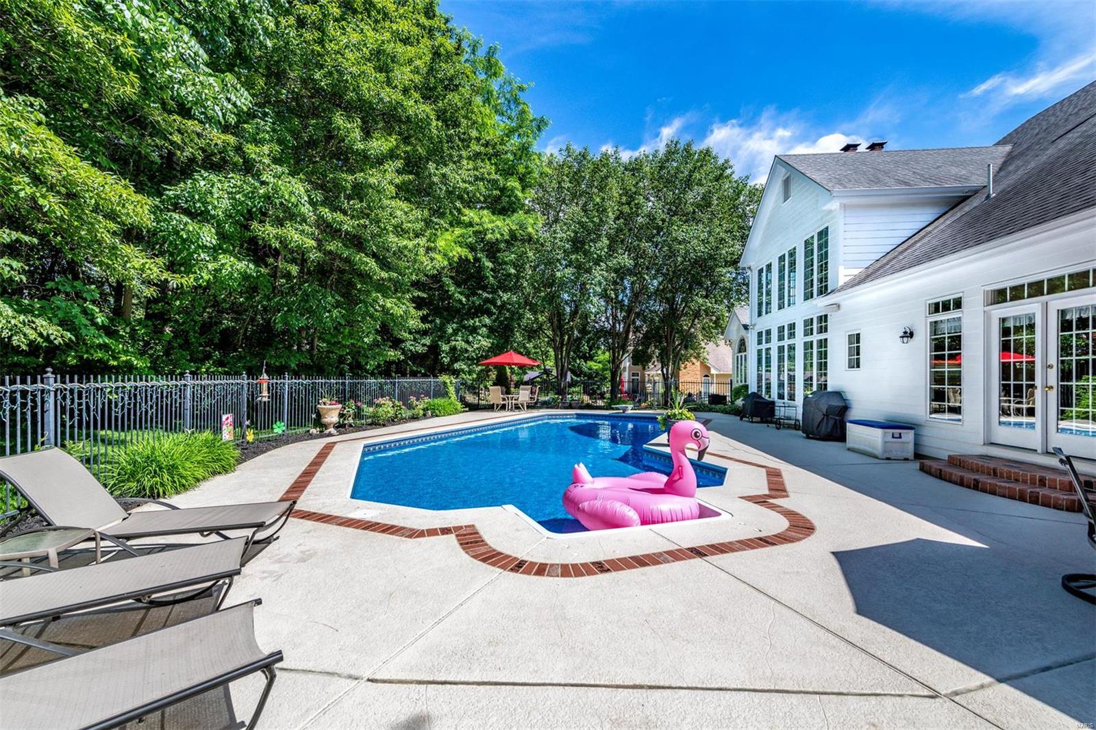 Pine Creek - Residential