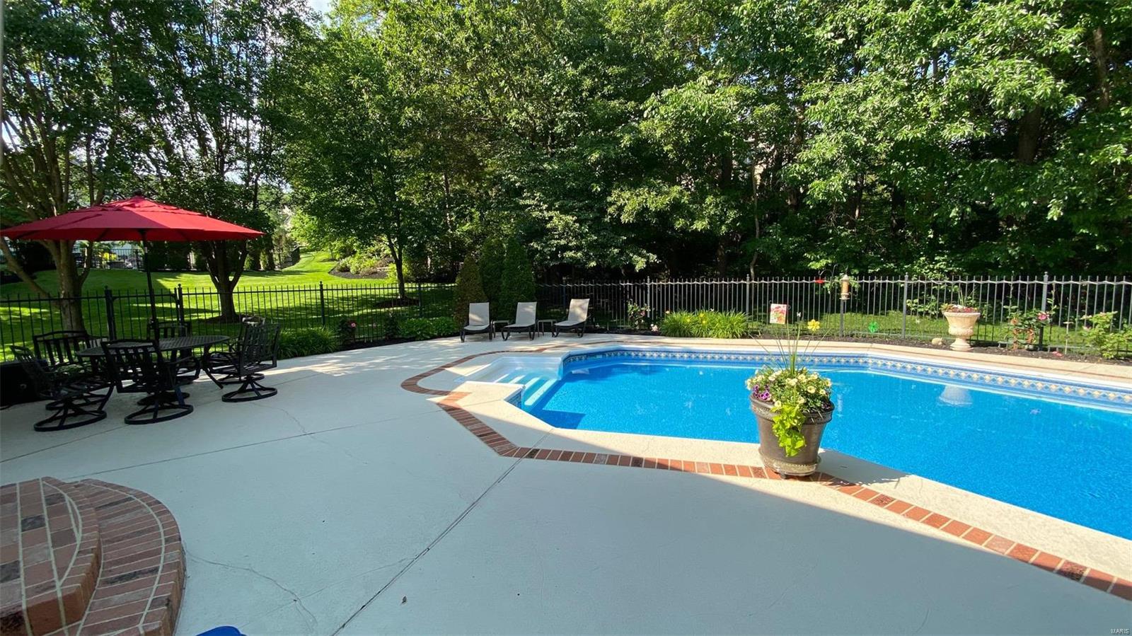 Pine Creek - Residential