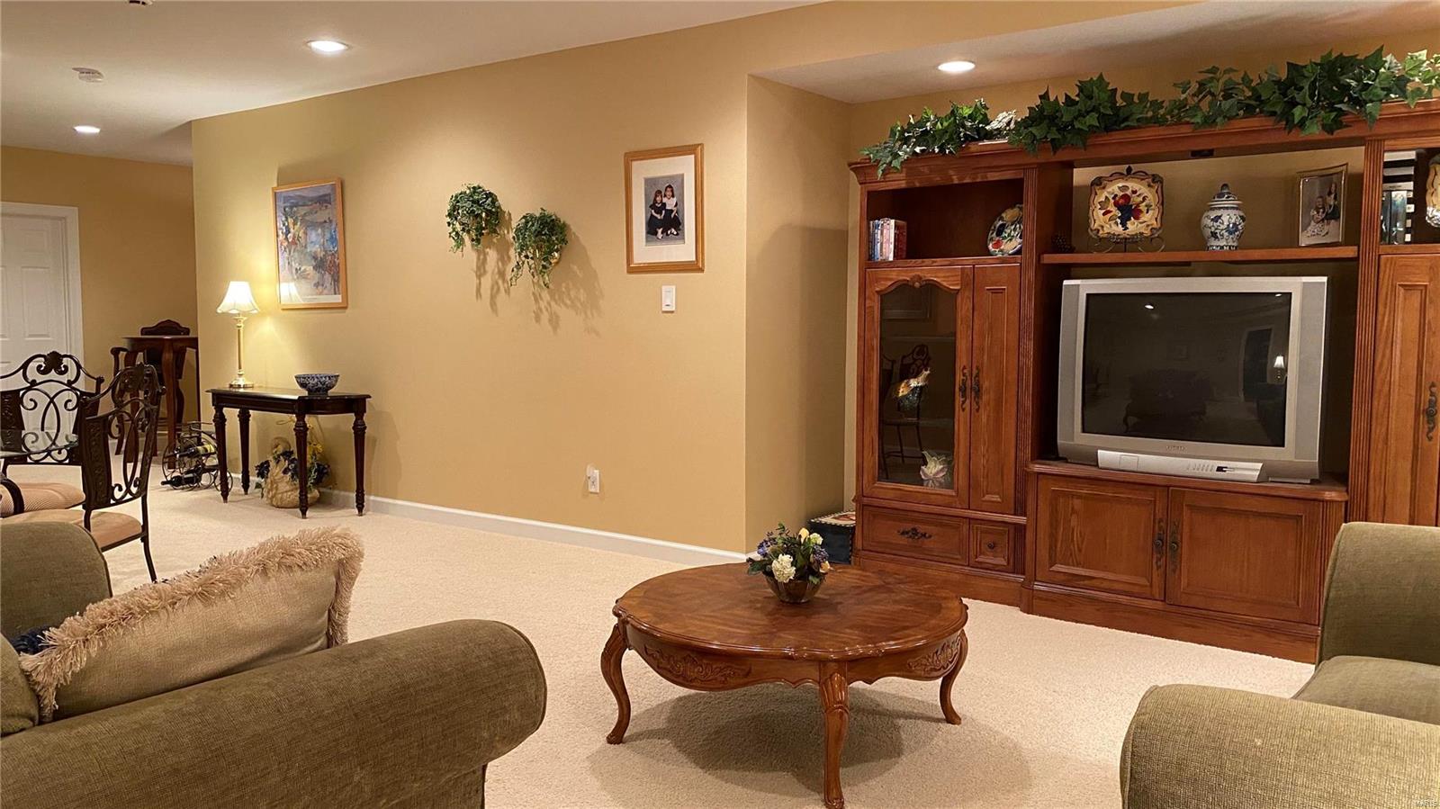 Pine Creek - Residential