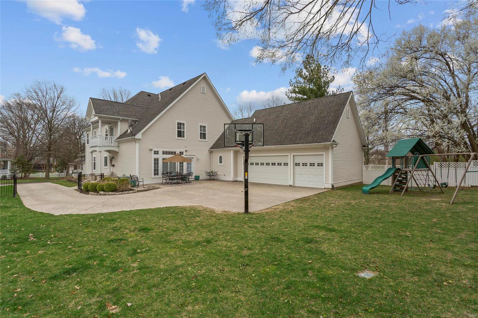 Elsa Place - Residential