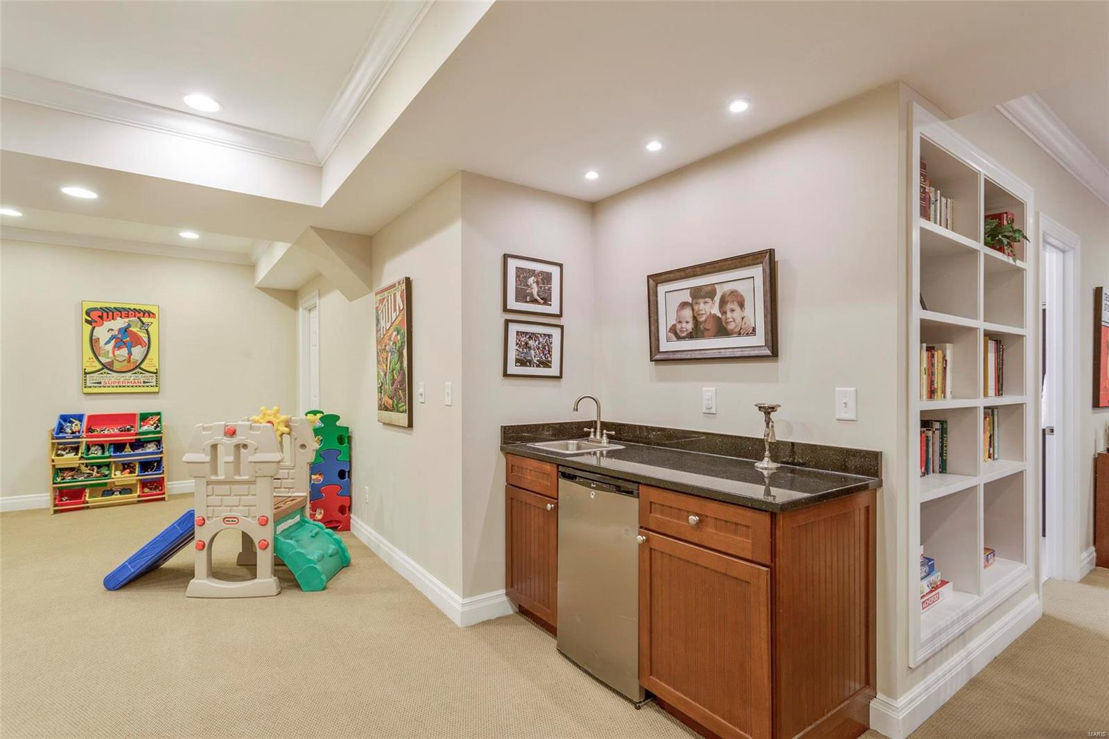 Elsa Place - Residential